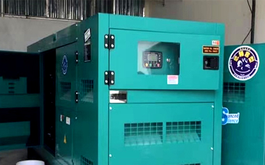 كوتين مجموعات المولدات 100kVA للبنك