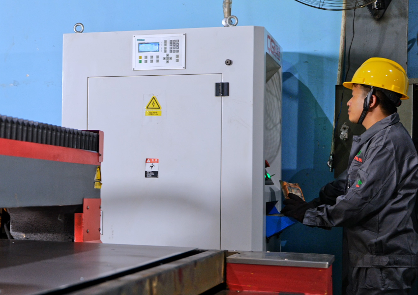 Máquinas dobladoras y cortadoras láser de metal para grupos electrógenos diésel