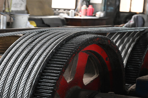How To Buy And Maintain Wire Rope For Your Tow Truck?