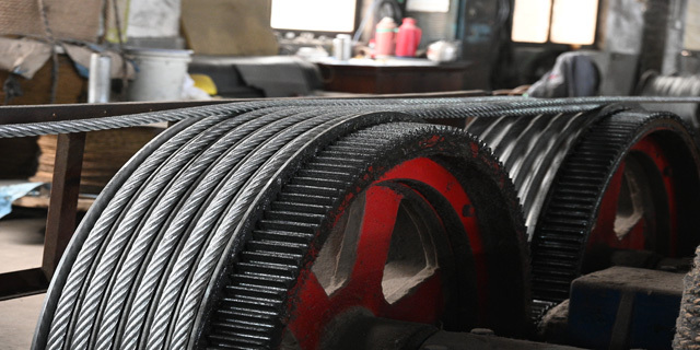 견인 트럭용 와이어 로프를 구입하고 유지 관리하는 방법은 무엇입니까?