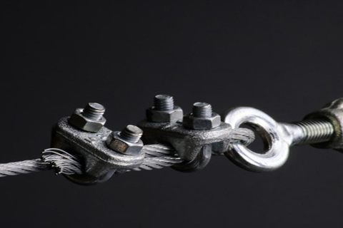Galvanized Steel Wire Rope stands as a stalwart solution that epitomizes strength, versatility, and resilience