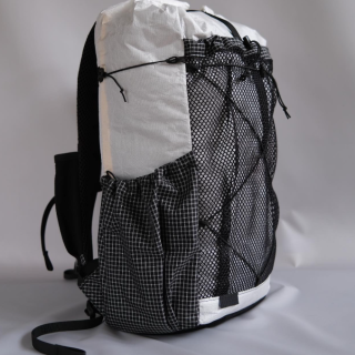 Crude benzene Dyneema waterproof, lightweight, large-capacity, multi-functional outdoor camping and mountaineering backpack