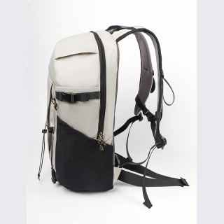 Outdoor sports backpack men and women mountaineering hiking backpack 30L large capacity waterproof travel cycling backpack