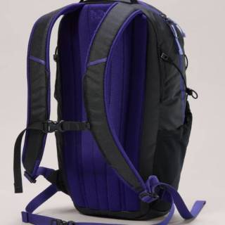 Comfortable, streamlined and extremely versatile 26L backpack made from recycled materials.