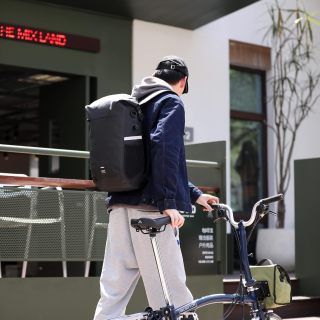 Bike Pannier Bag Backpack Multifunctional Bicycle Bag Cycling Bicycle Rear Seat Trunk Pack Bag Bike Saddle Bag Backseat Pack Bag with Helmet