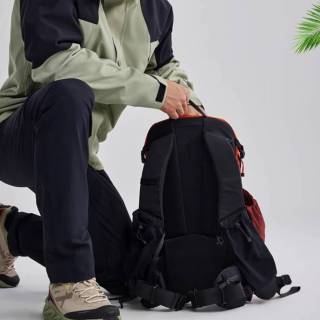 Lightweight hiking backpack Outdoor sports mountaineering travel backpack