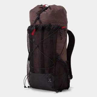 Mochila ligera y moderna, impermeable, para actividades al aire libre, senderismo, trekking y escalada.