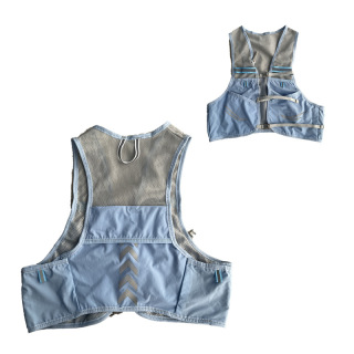 A must-have for running and fitness! Ultra-lightweight and breathable sports vest; hands-free trail running backpack.