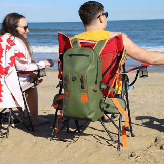 Waterproof TPU 28L Welded Fishing Backpack with Adjustable Straps and Custom Logo for Fly Fishing Rod Storage