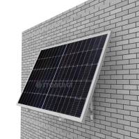 Kit solar sencillo de diseño moderno. Sistema de montaje fotovoltaico. Soporte de montaje para pared de balcón.