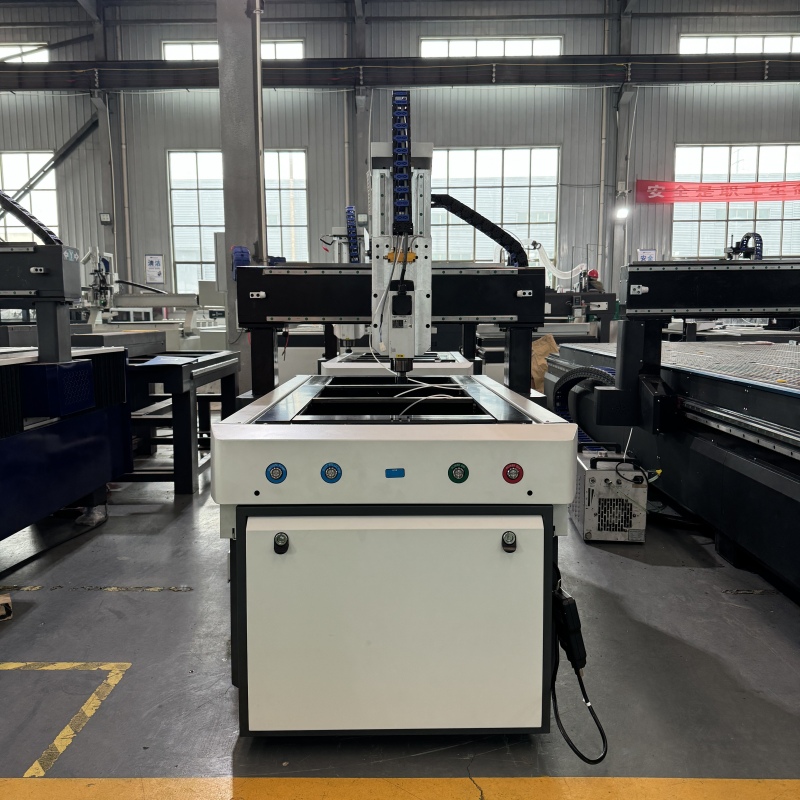 Fresadora CNC D6